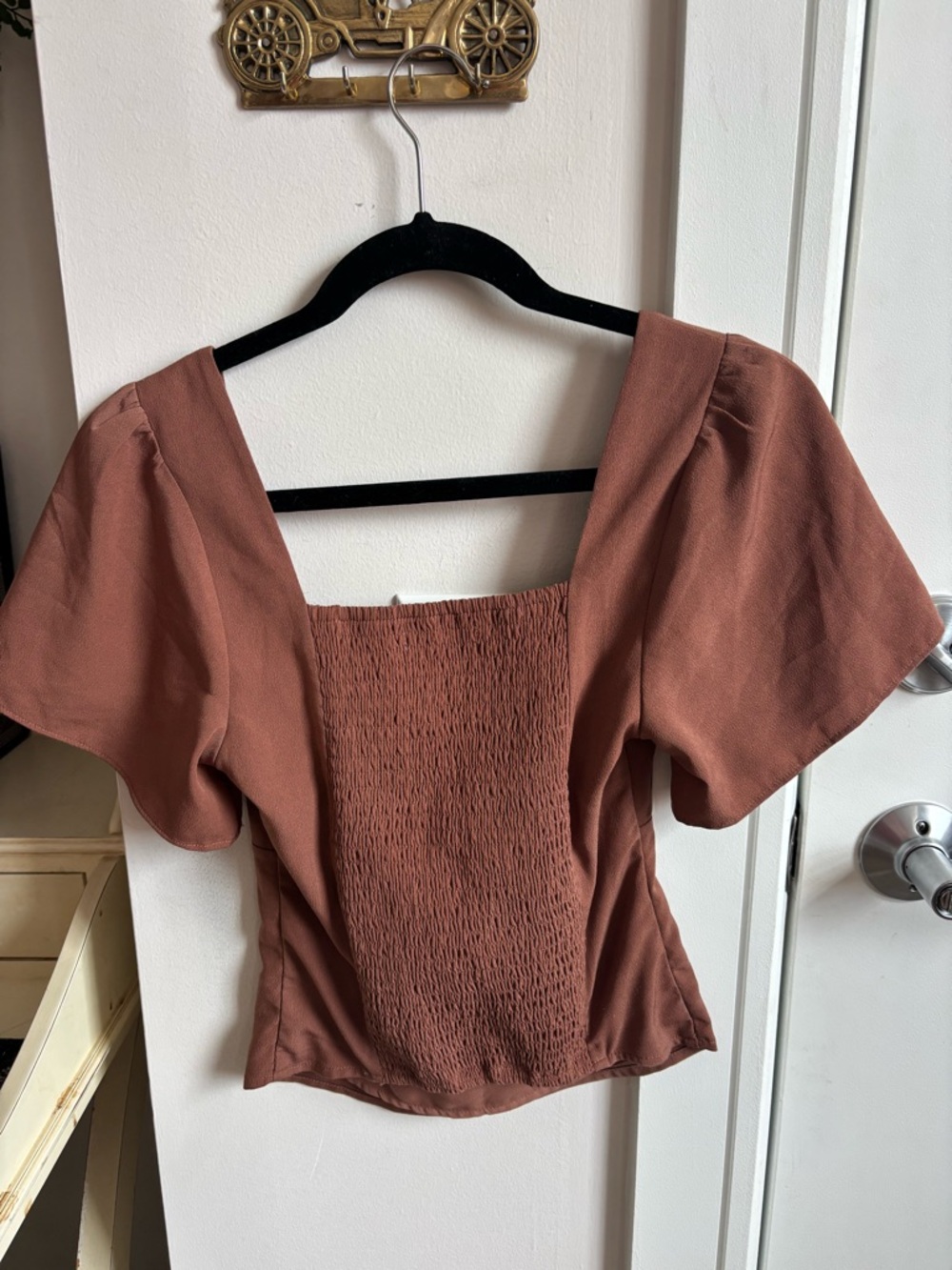 Abercrombie & Fitch Rusty Rose Square-Neck Puff Sleeve Top - Picture 2 of 3